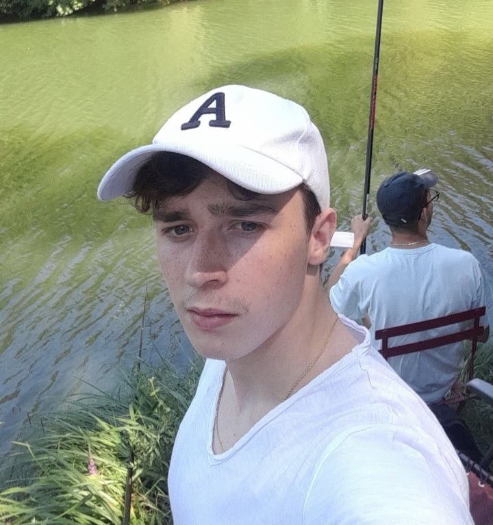 Profil de Nelson, 20 ans, Trans Suisse à Semione