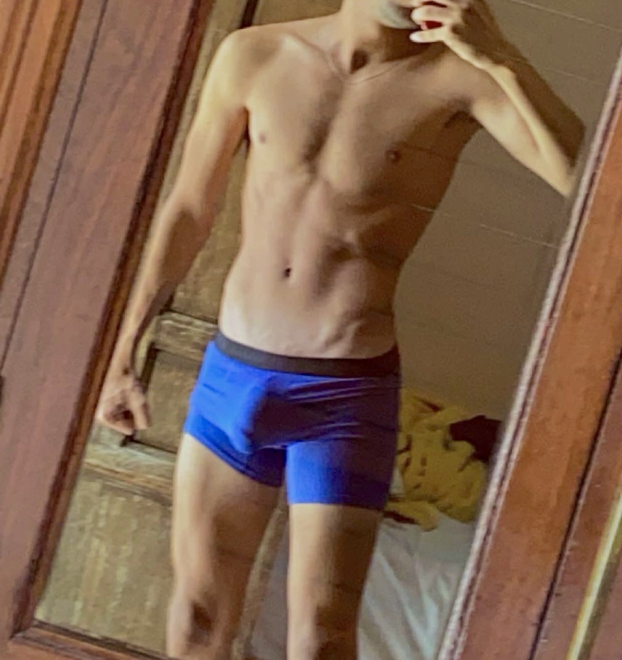 Profil de Samet, 26 ans, Trans Suisse à Braggio