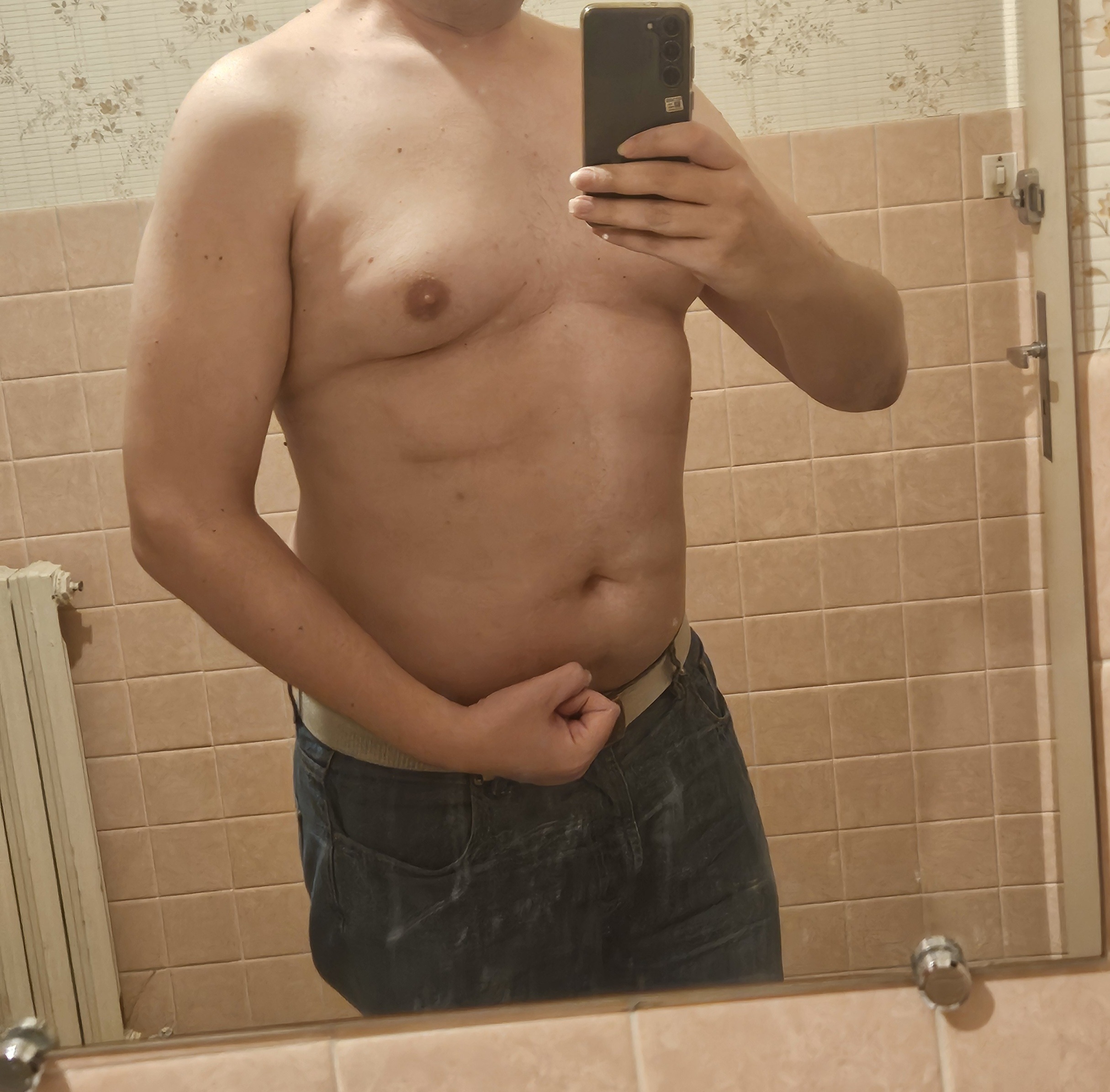 Profil de Achile, 40 ans, Trans Suisse à Brenles