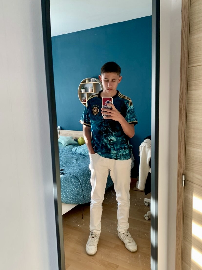 Profil de Charlton, 20 ans, Trans Suisse à Champfèr