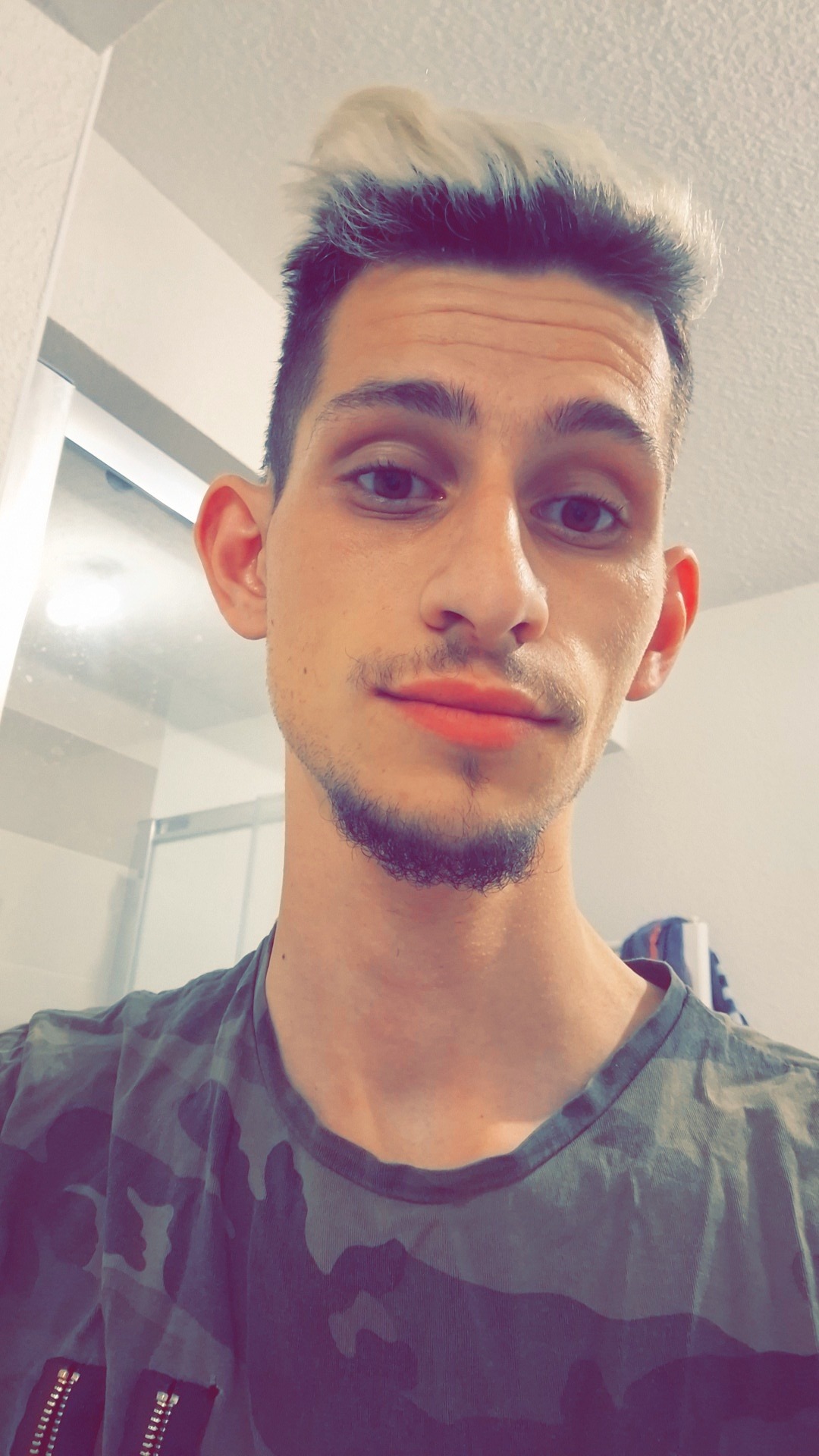 Profil de Liyam, 27 ans, Trans Suisse à Aquila