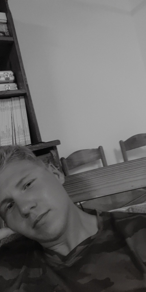 Profil de Yuksel, 27 ans, Trans Suisse à Lostallo