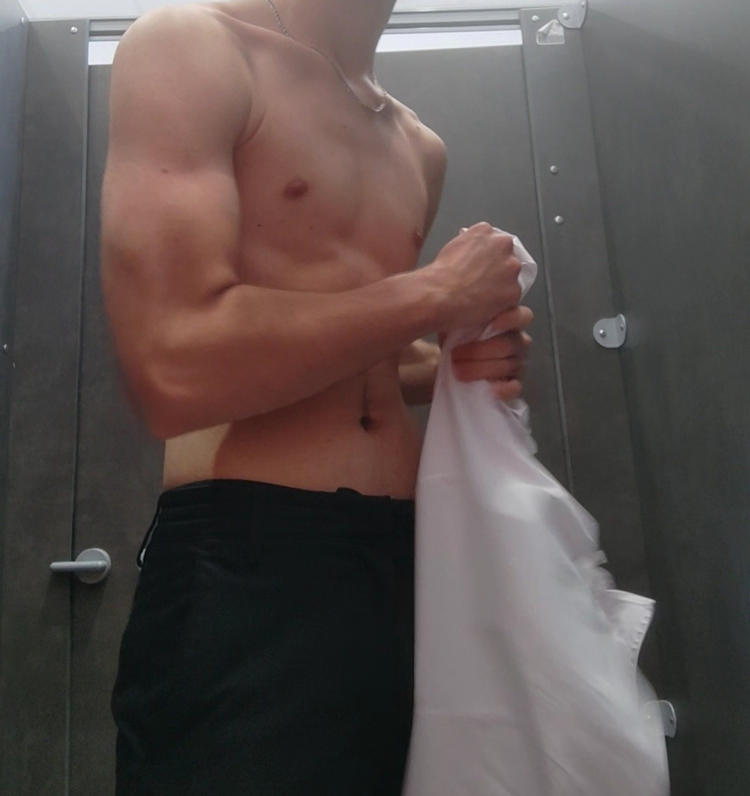 Profil de Farouq, 18 ans, Trans Suisse à Pitasch