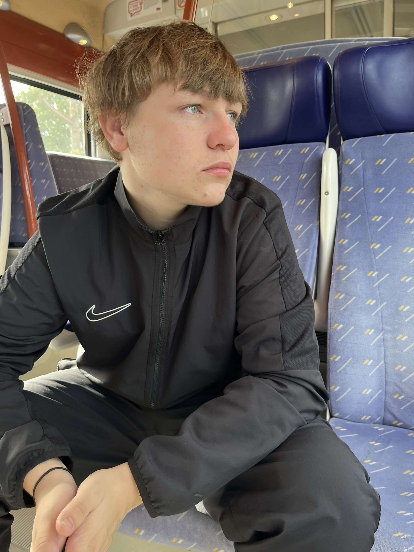 Profil de Dimitrije, 19 ans, Trans Suisse à Reckingen VS