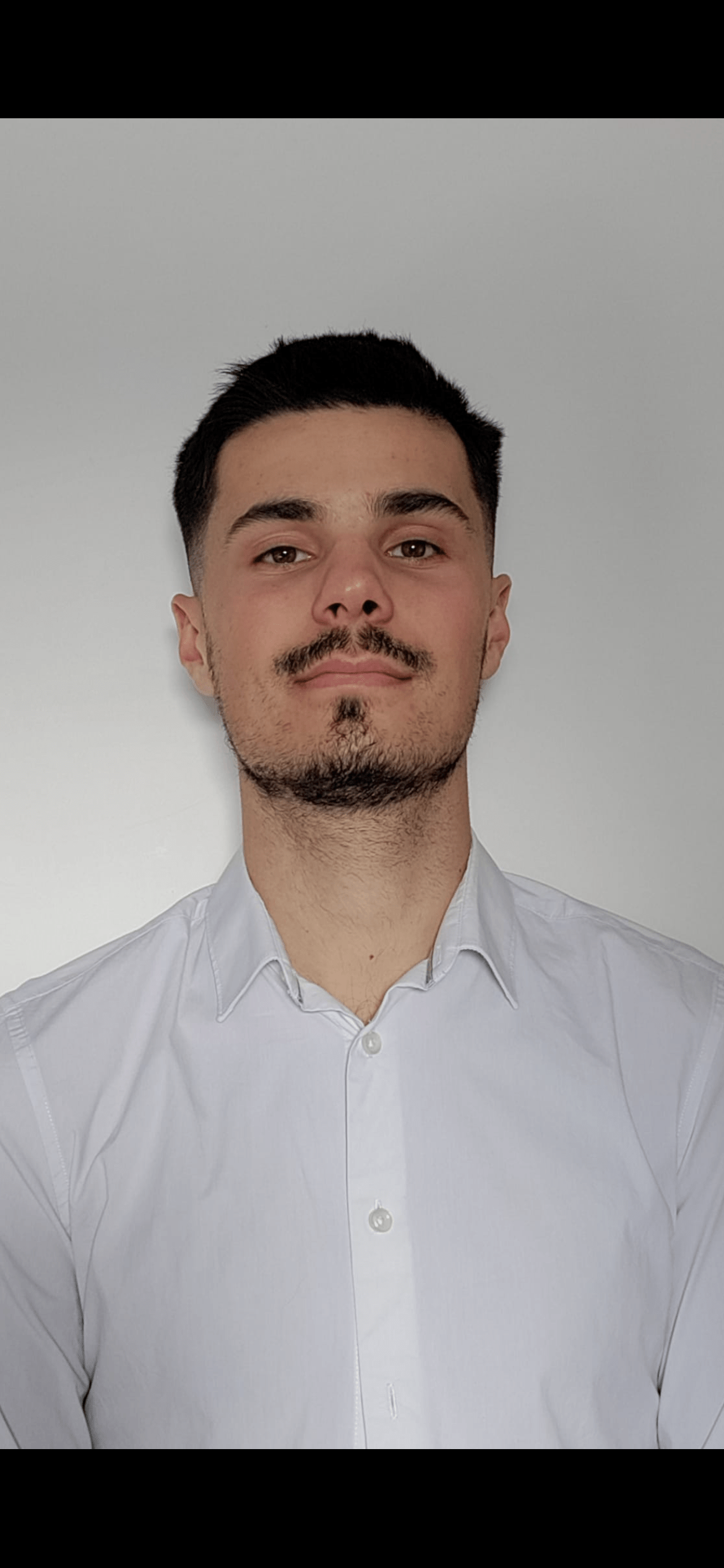 Profil de Gutemberg, 21 ans, Trans Suisse à Cauco