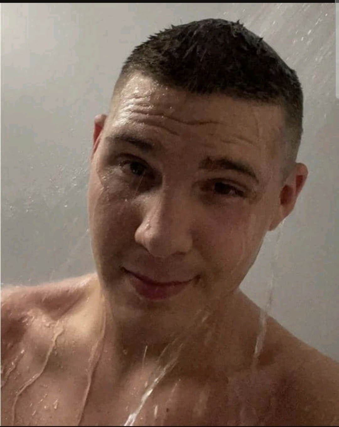 Profil de Faiz, 25 ans, Trans Suisse à Lamone